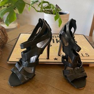 Saks Fifth Avenue Heel